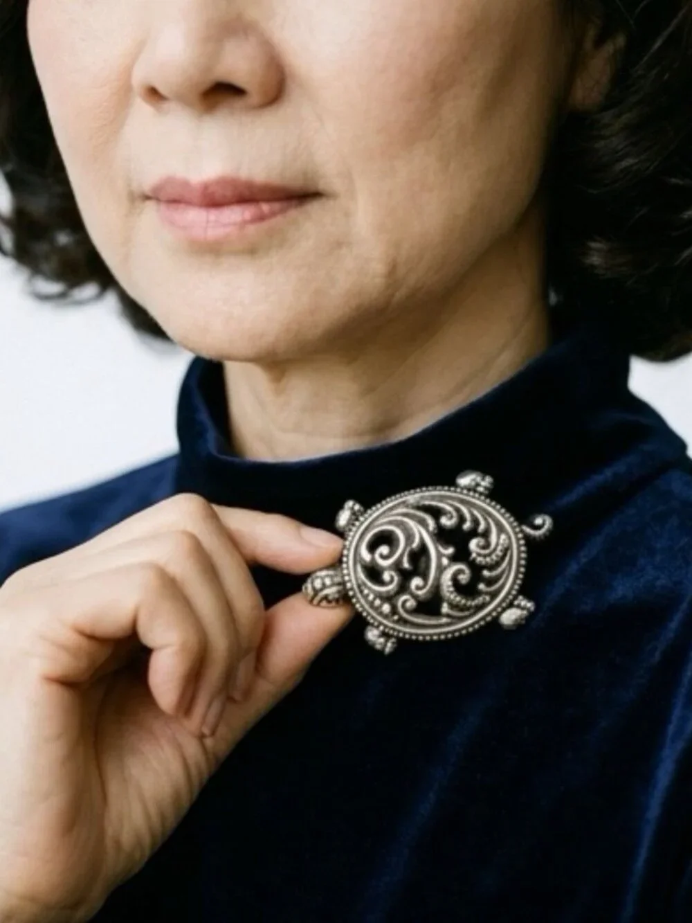 Brighton Amber Turtle Brooch